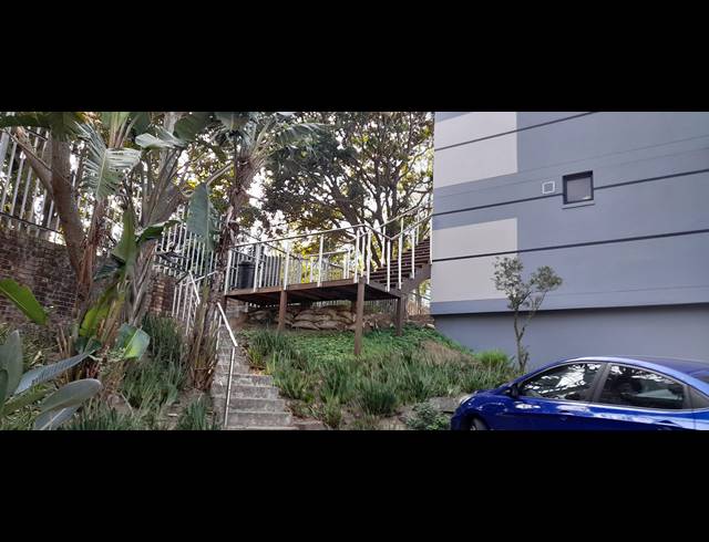 149M² OFFICE TO LET IN WESTVILLE